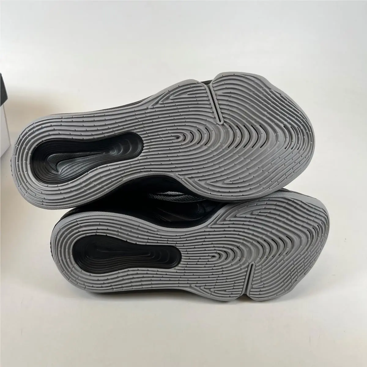 Nike shoes - Nike Air Zoom GT Hustle 3 - Gray 4
