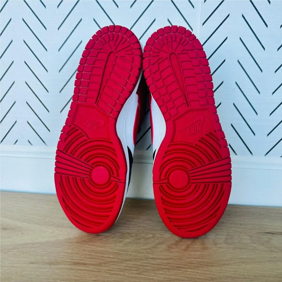 Nike shoes - Nike Dunk Low GS - Dunk Low - Red (UPC: 197595742856) 4