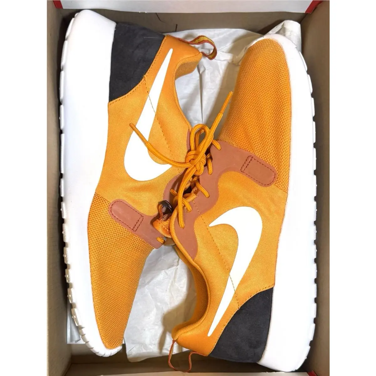 Nike shoes - Nike Roshe Run - Roshe Run - 636220-800 - Orange 0