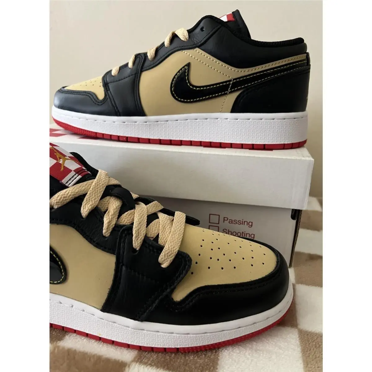 Nike shoes - Air Jordan 1 Low - Air Low - HQ2016 200 - Sesame/Black/Fire Red/White 3