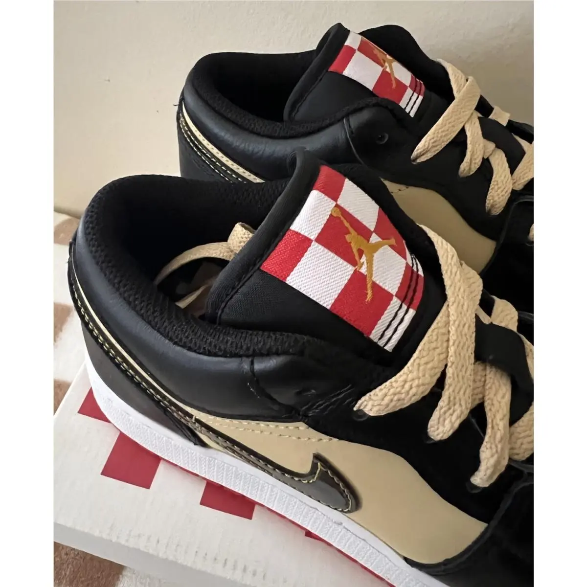 Nike shoes - Air Jordan 1 Low - Air Low - HQ2016 200 - Sesame/Black/Fire Red/White 5