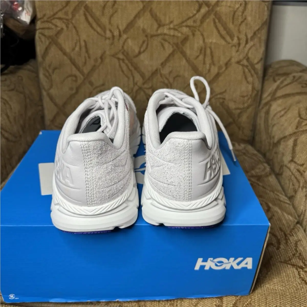 Hoka shoes - Beige 3