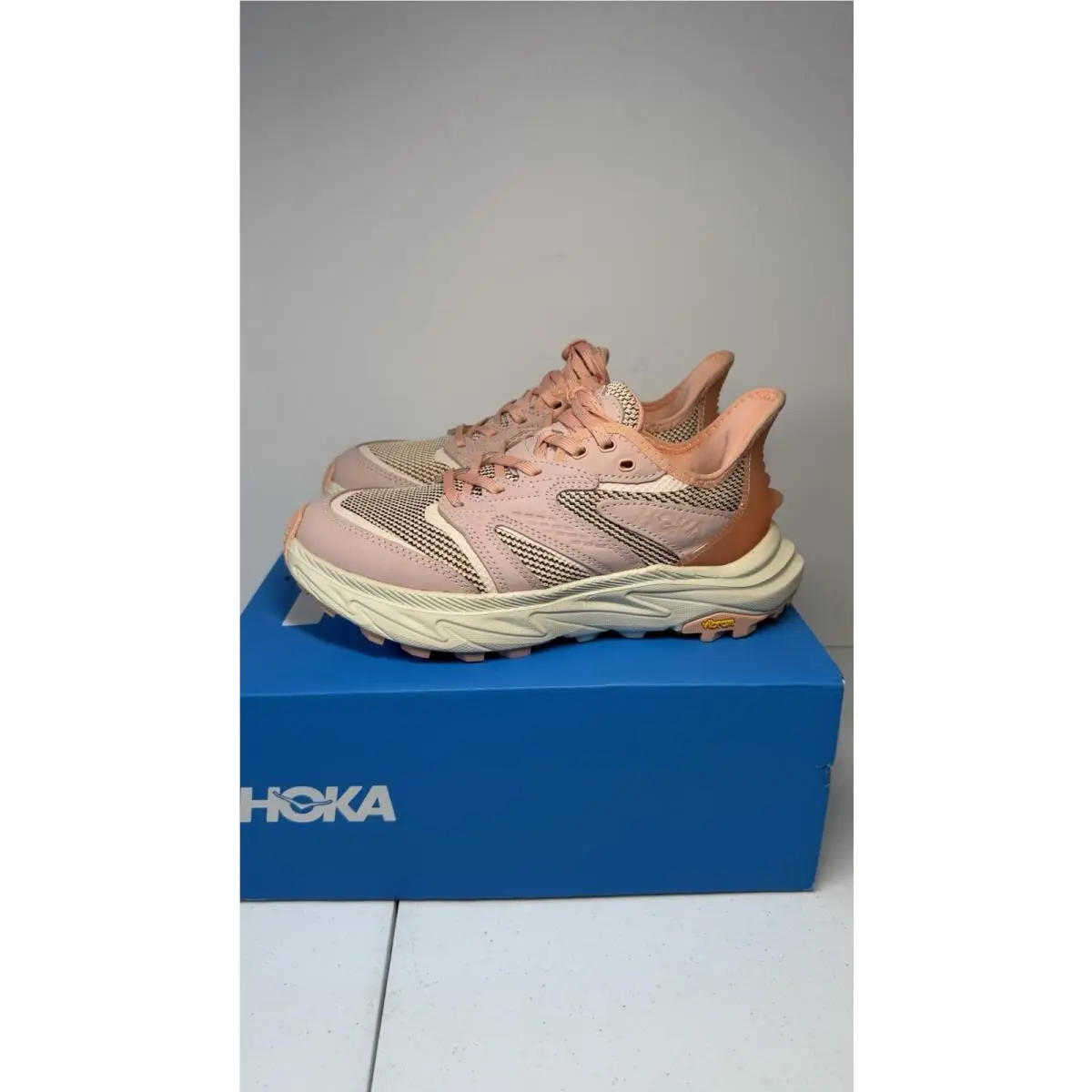Hoka shoes - HOKA Anacapa 2 Freedom - Anacapa Freedom - Pink 0