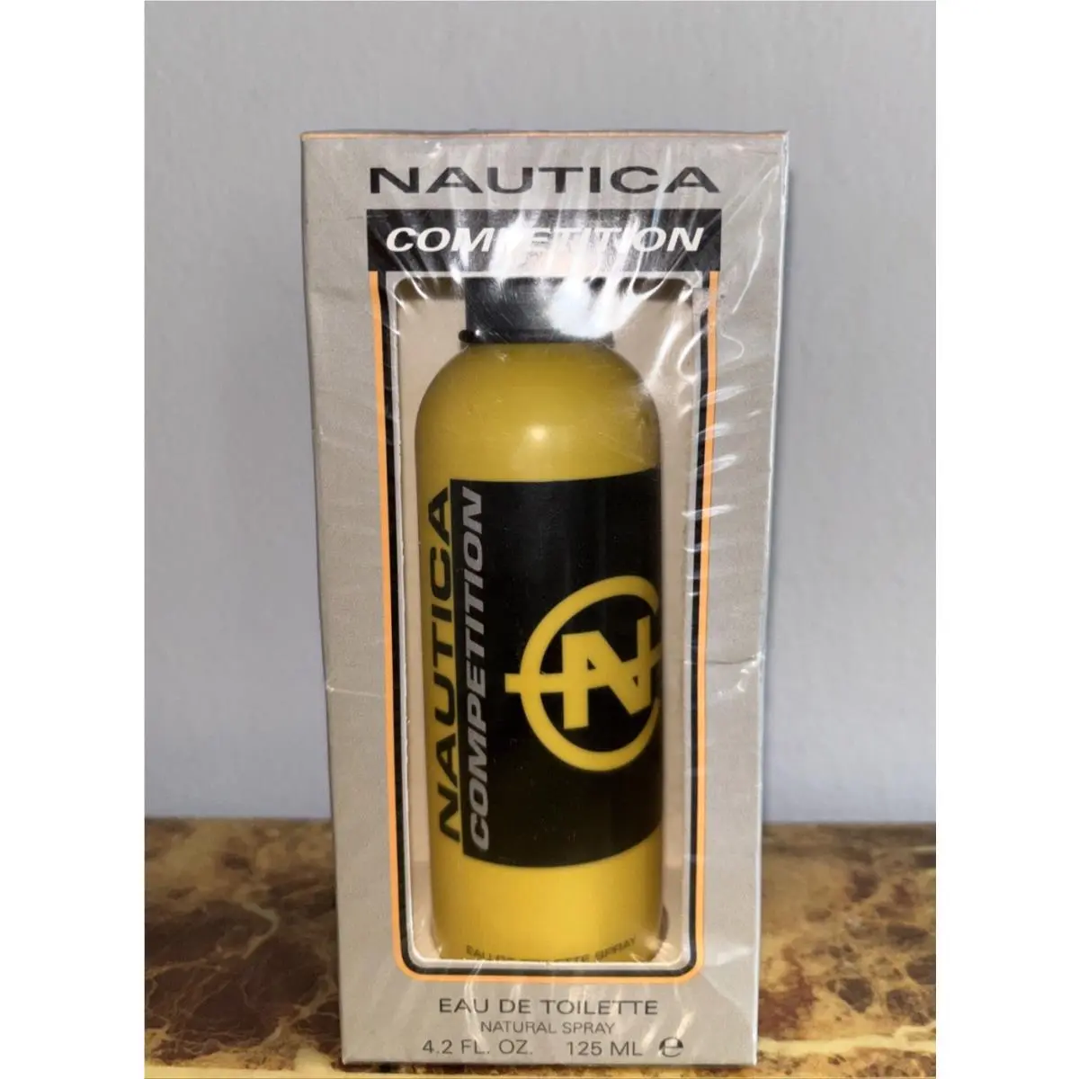 Vintage  Competition  4.2 oz / 125 ml Edt Spray For Men by Nautica