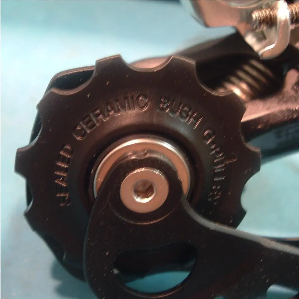 Shimano  - Shimano Ultegra - Ultegra - RD-6700-G - Gray 6