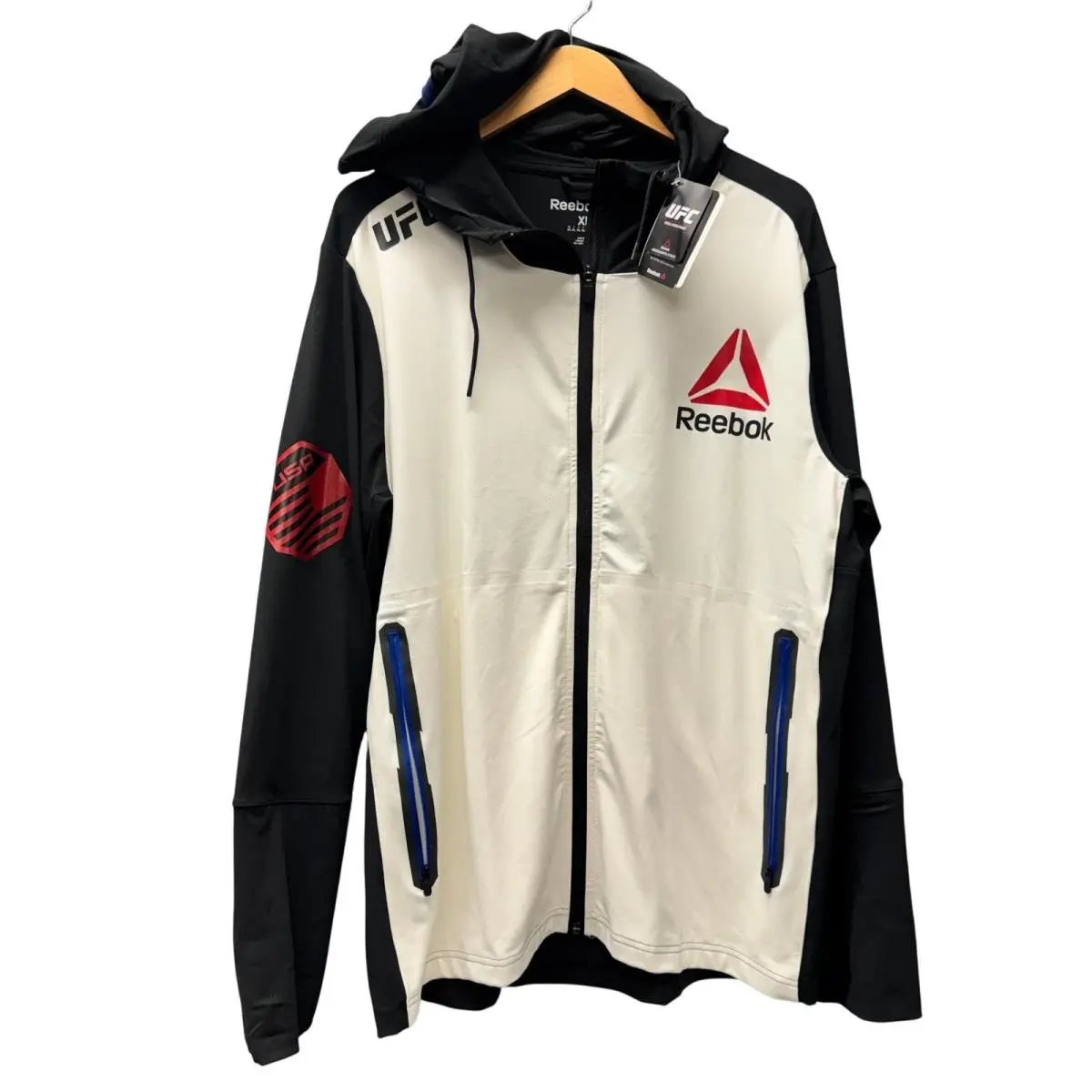 Reebok Jon Bones Jones Hoodie Mens XL Ufc Fight Kit Walkout Full Zip Black White