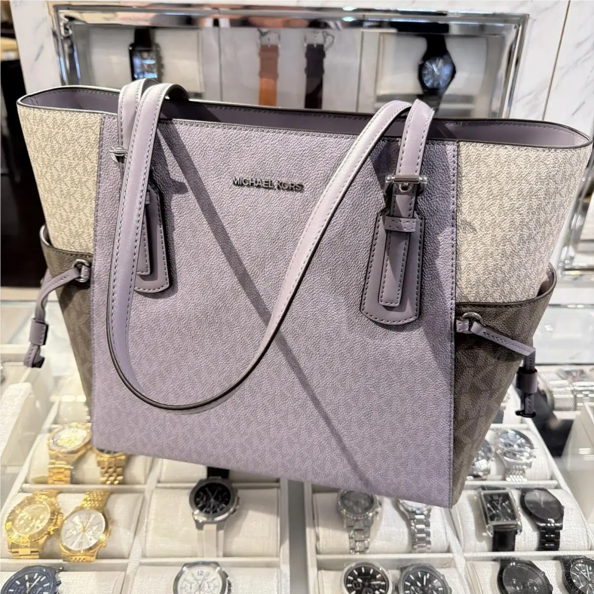 Michael Kors Large Voyager MK Signature Handbag Purse Tote Shoulder Bag Laptop