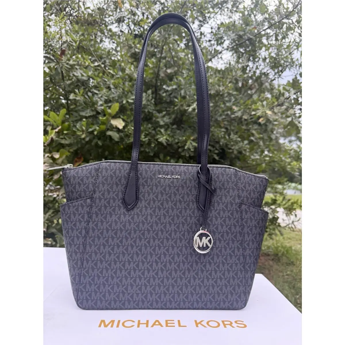 Michael Kors Medium Marylin Leather Tote Bag Black