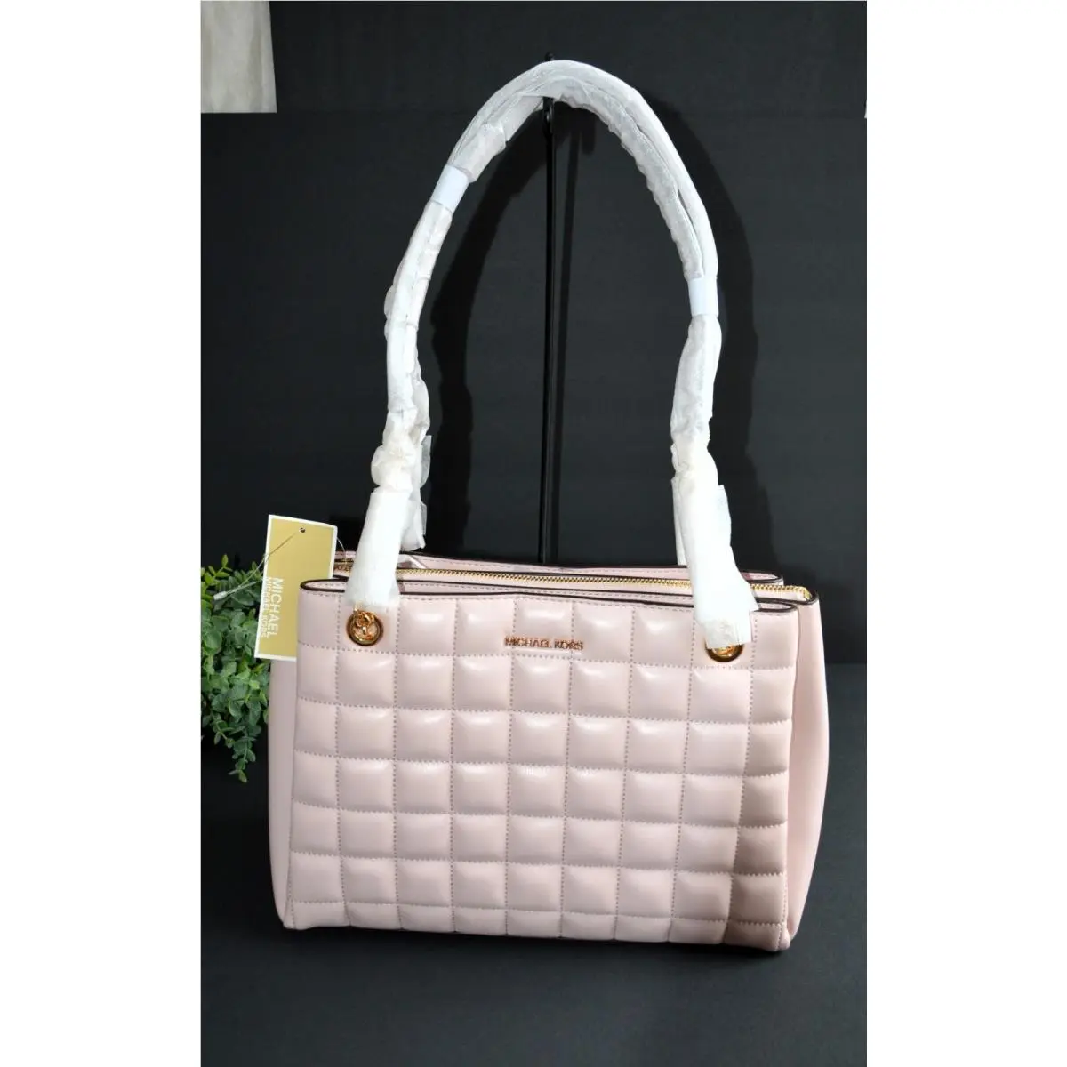Michael Kors Soso Medium Power Blush Chain Blend Quilted Shoulder Tote Bag