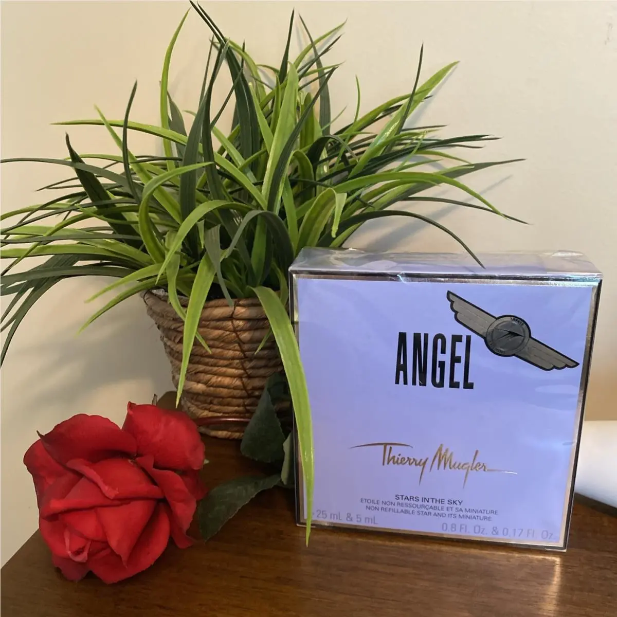 Thierry Mugler Angel Travel Exclusive Stars in The Sky .8 FL OZ or 25ml