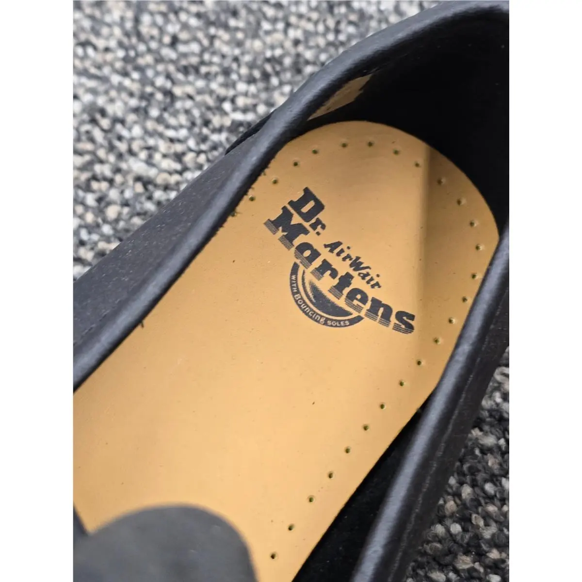 Dr. Martens shoes - 31997001 - R31997001 - Black (UPC: 190665663600) 3