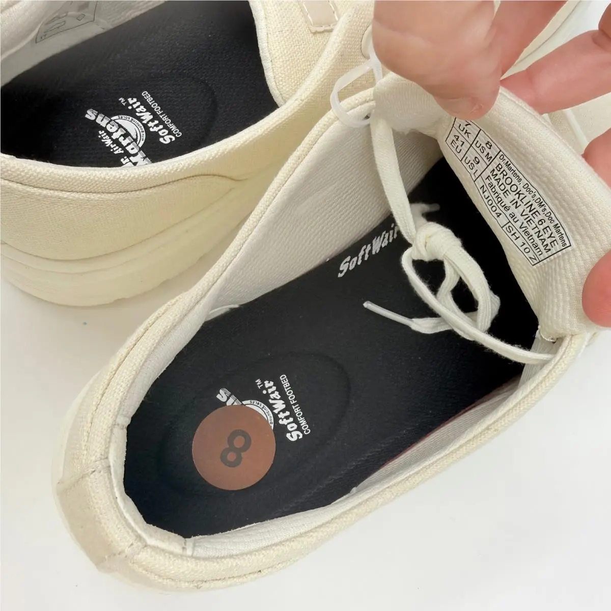 Dr. Martens shoes - Brookline 6 Eye - Brookline Eye - Ivory 5