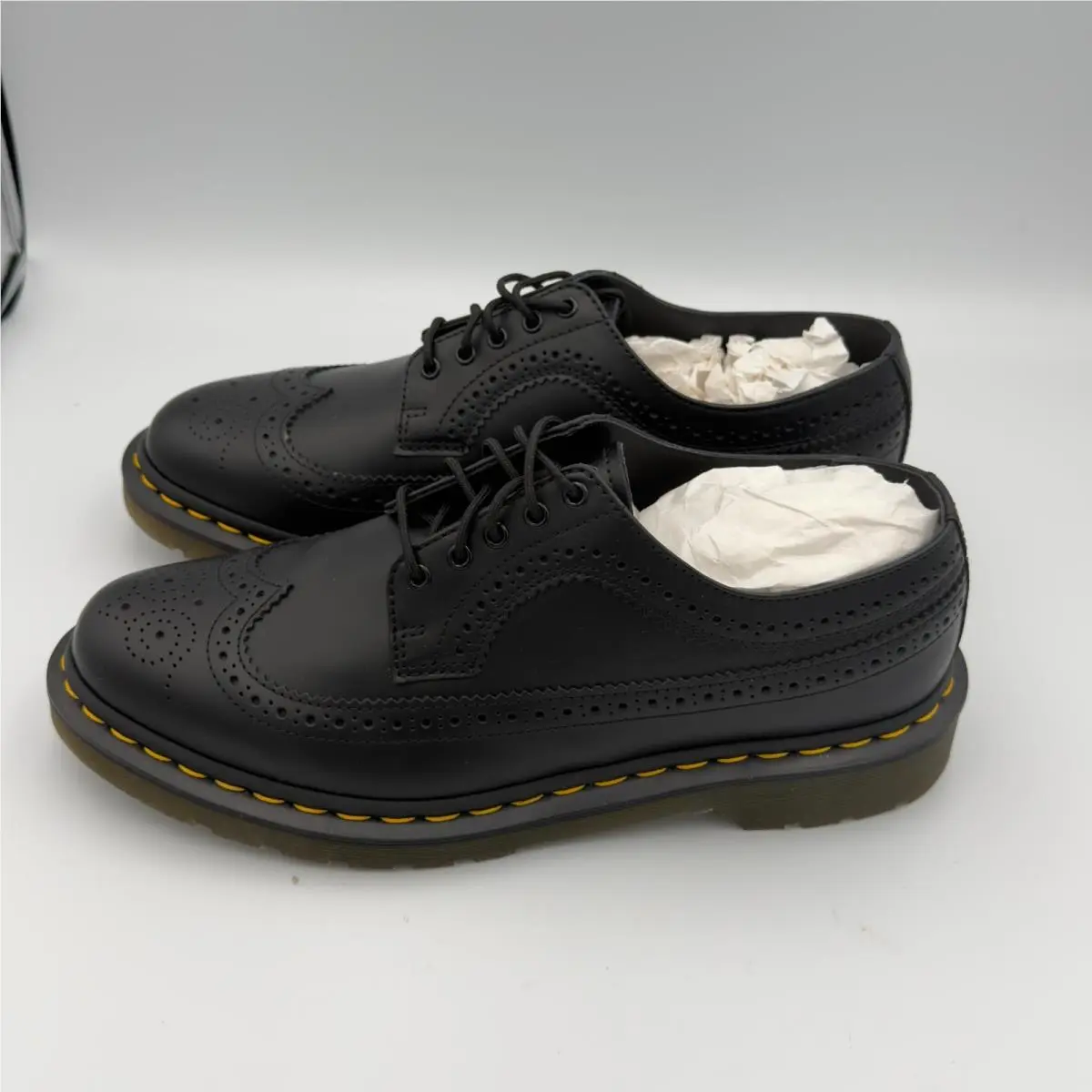 Dr. Martens shoes - 3989 YS - Black (UPC: 883985987388) 3