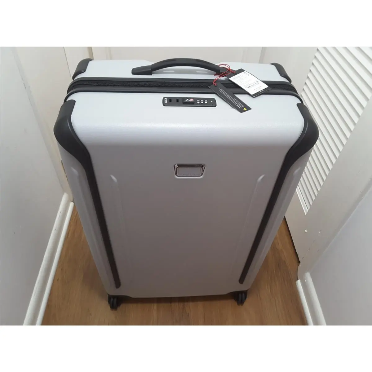 Vapor Extended Trip 4 Wheeled Expandable Packing Case 152817-A512 Grey by Tumi