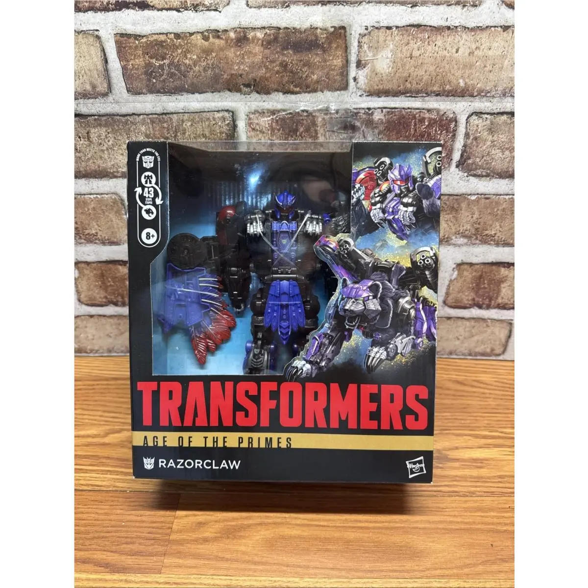 Transformers Age of The Primes Leader Class Razorclaw Action Figure
