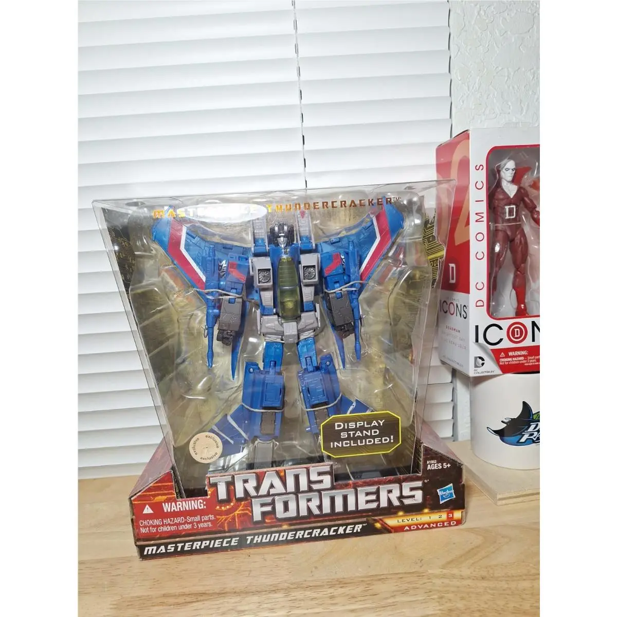 Hasbro Masterpiece Transformers Thundercracker