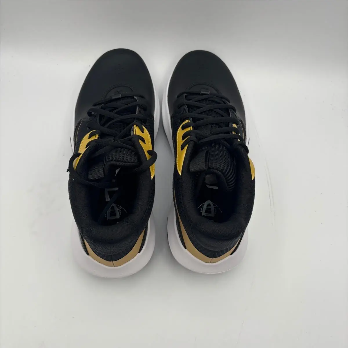 Under Armour shoes - UA Lockdown 7 - Lockdown - Black 3