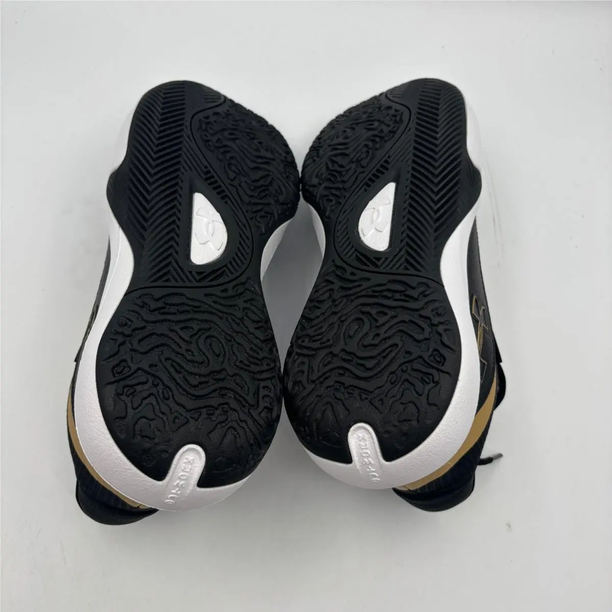 Under Armour shoes - UA Lockdown 7 - Lockdown - Black 4