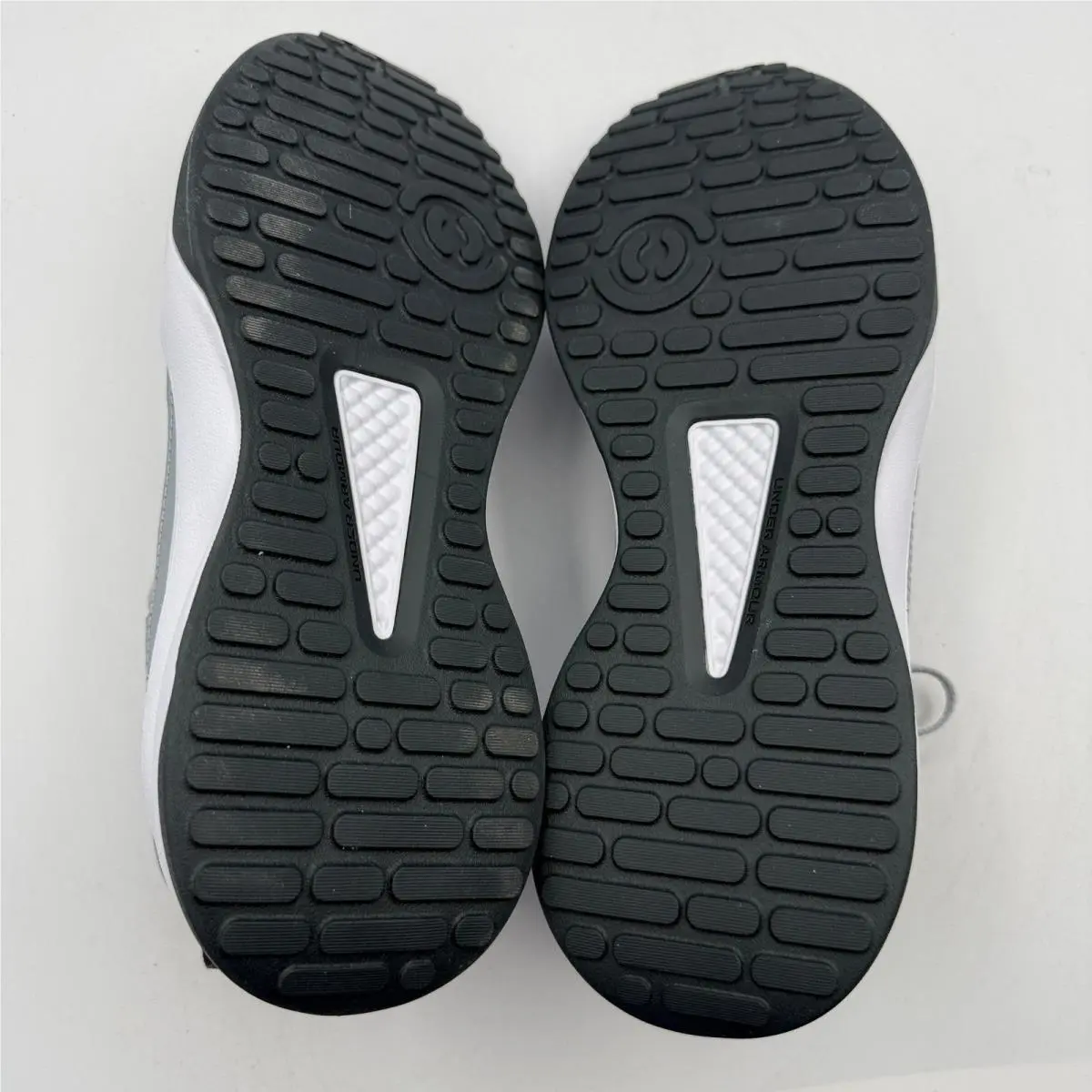 Under Armour shoes - Charged Edge - Charged Edge - Gray 4