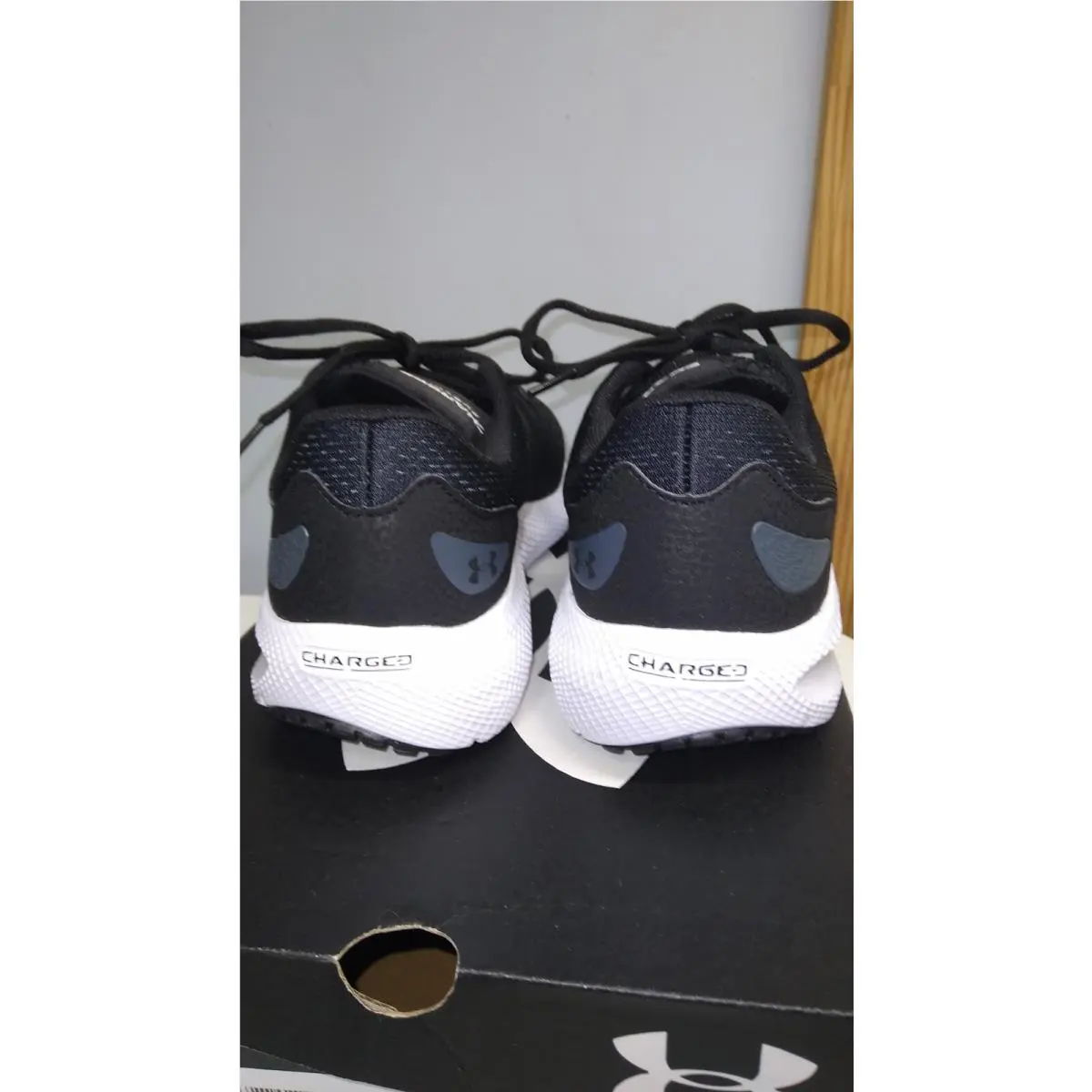 Under Armour shoes - Under Armour Charged Persuit 2 3022604-001 - 3022604-001 - Black (UPC: 193444799118) 1