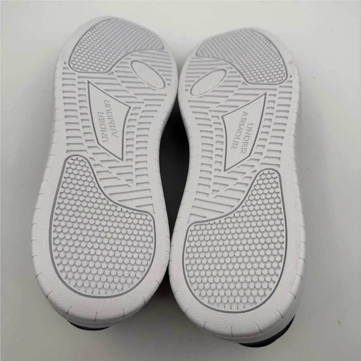 Under Armour shoes - UA Tempo - Tempo - Black 4