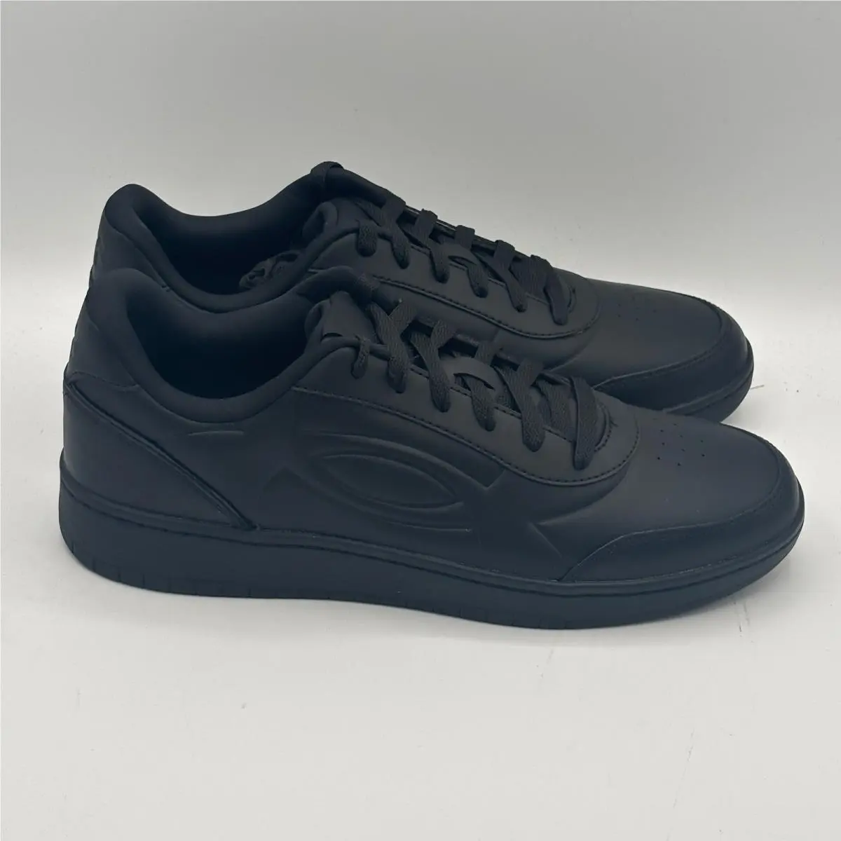 Under Armour UA Tempo Shoes Mens Size 12 Black Black Lifestyle 6005795-002