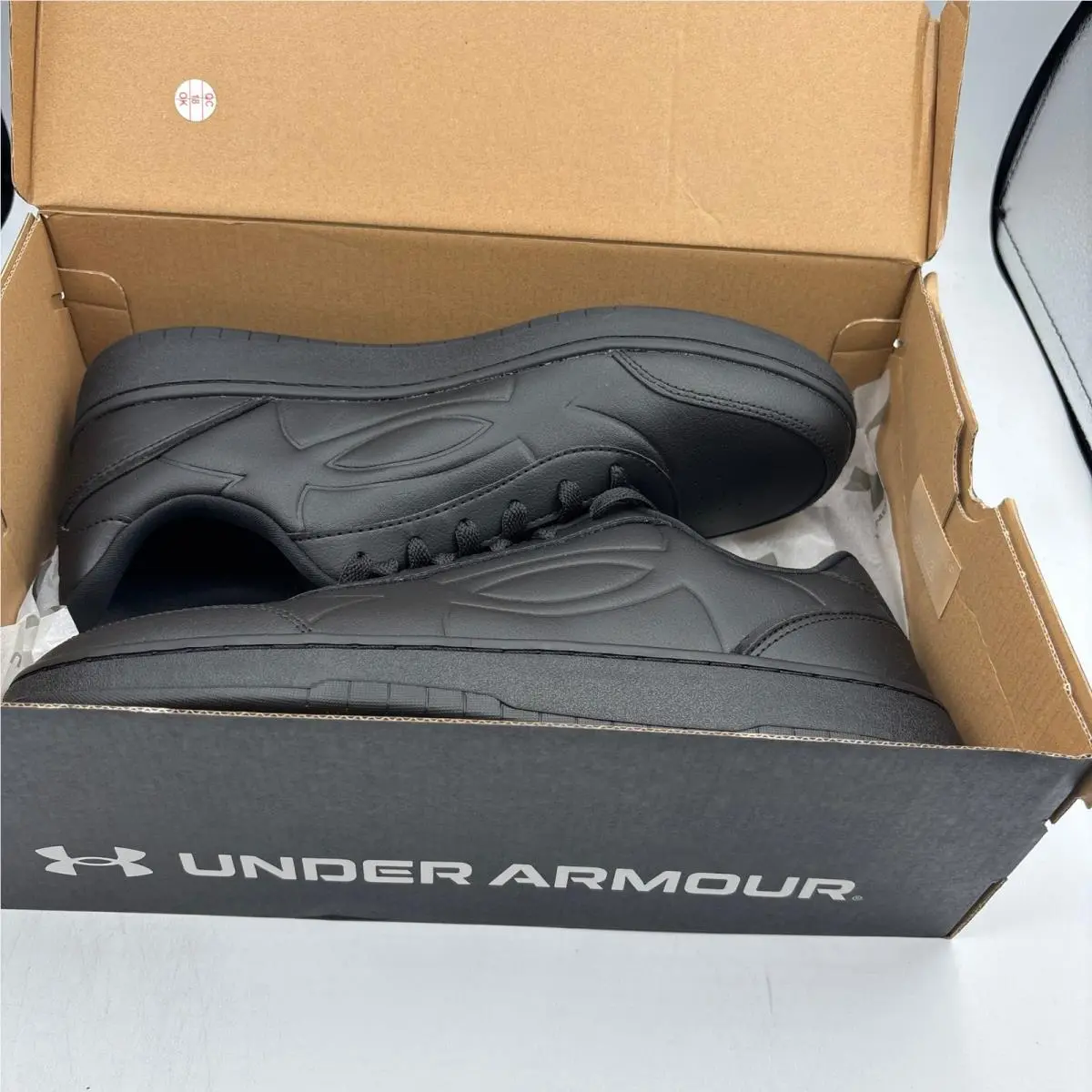Under Armour shoes - UA Tempo - Tempo - Black 4