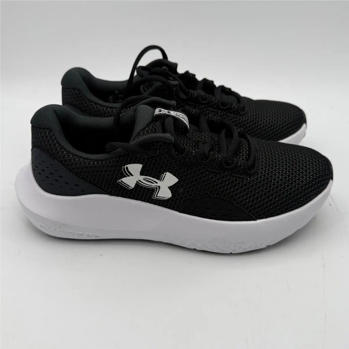 Under Armour Charged Surge 4 Shoes Womens Size 6 Black Grey Running 3027007-001