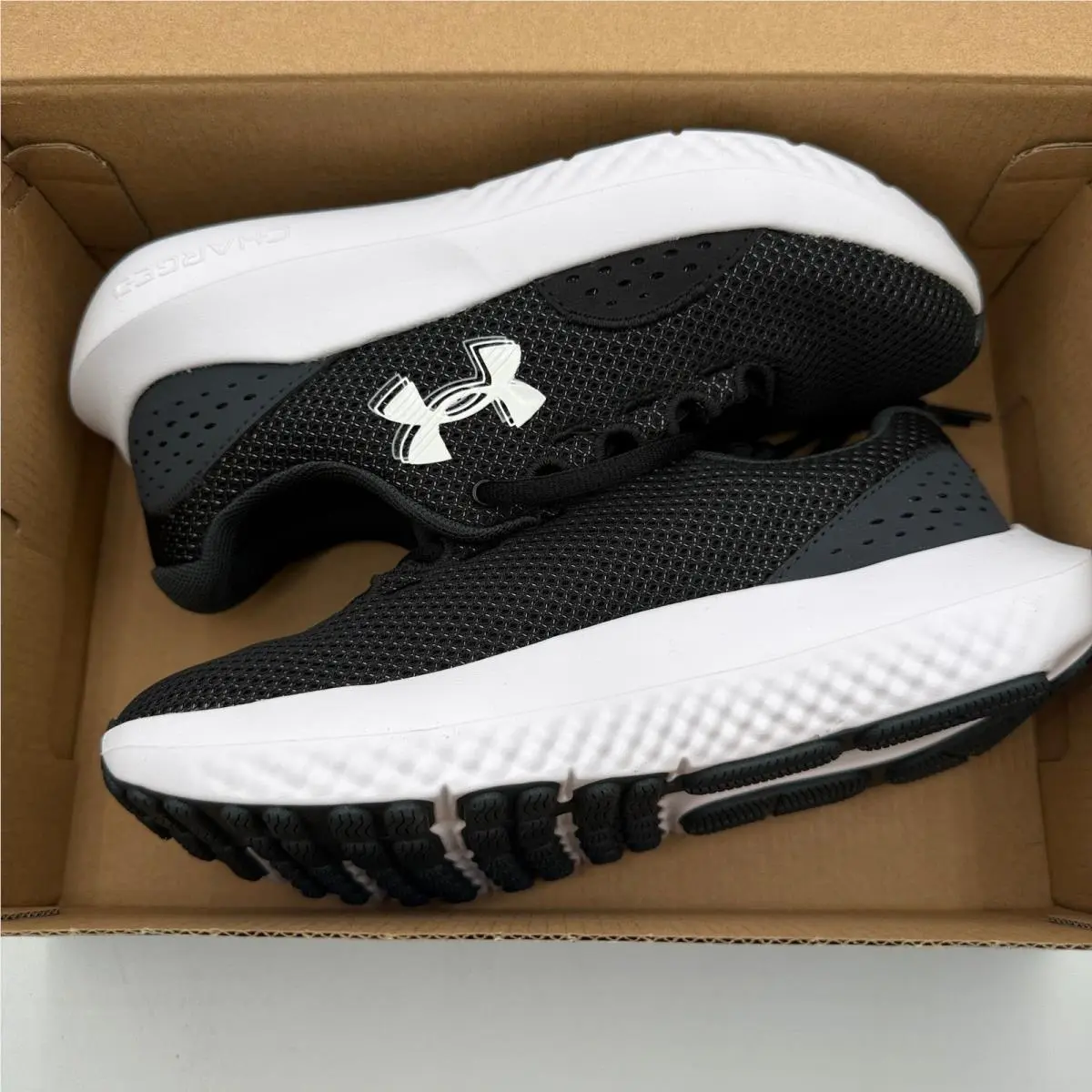 Under Armour shoes - Under Armour Charged Surge 4 - Black 5