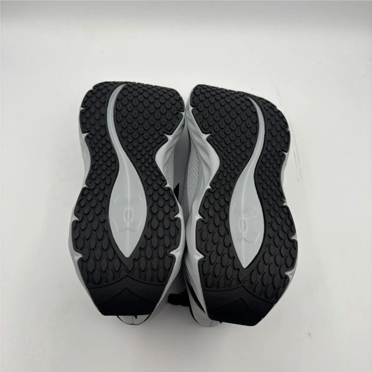 Under Armour shoes - UA Ascend - Ascend - Gray 4