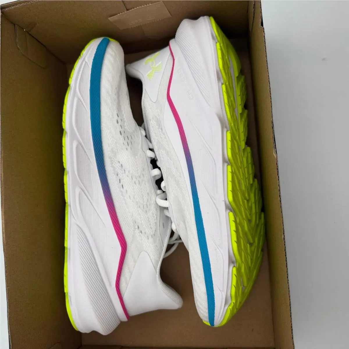 Under Armour shoes - UA W Turbulence 3 - Turbulence - Multicolor 5
