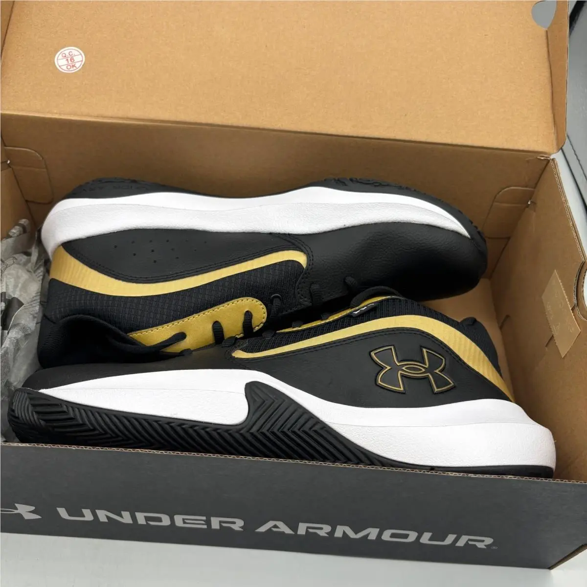 Under Armour shoes - UA Lockdown 7 - Lockdown - Black 5