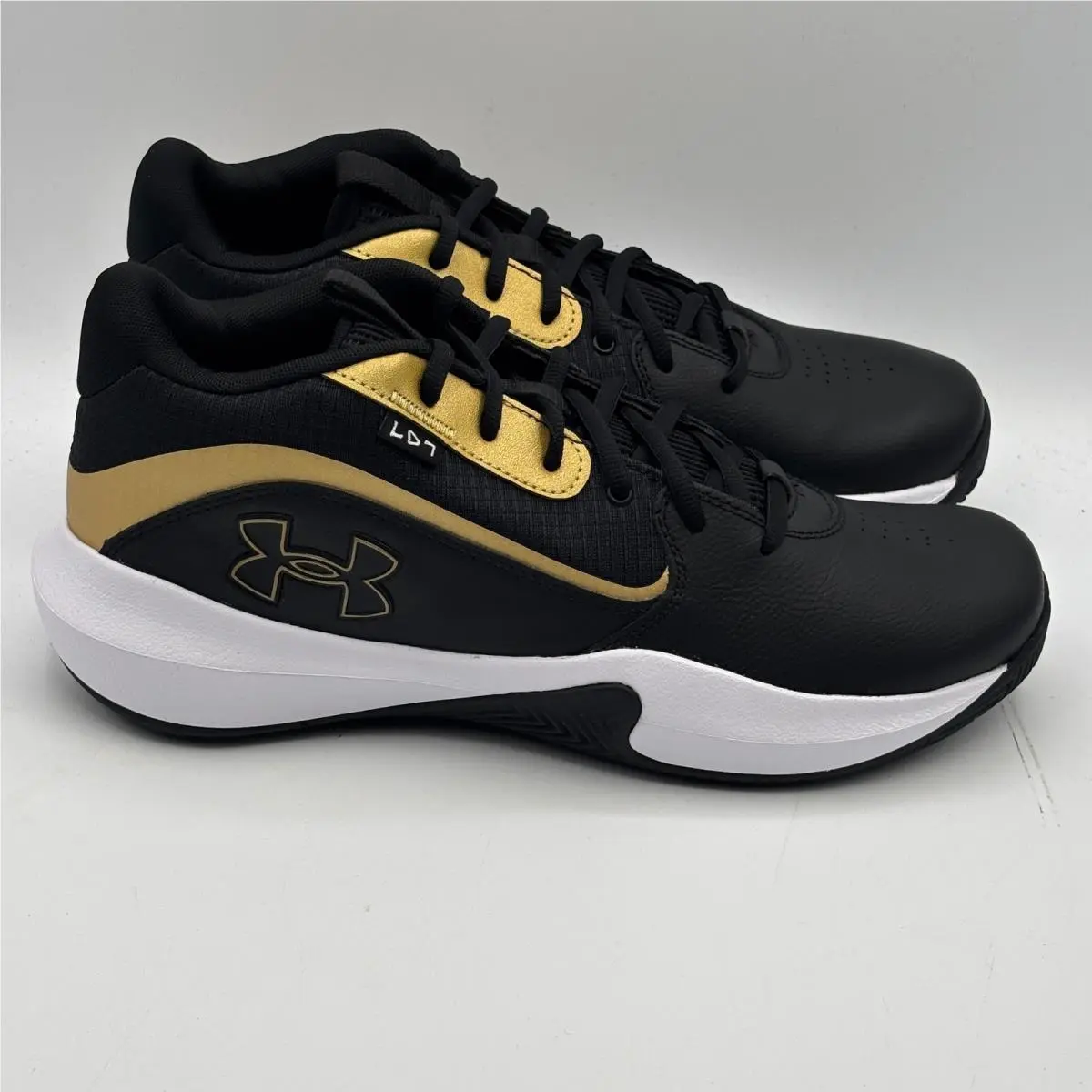 Under Armour UA Lockdown 7 Shoes Mens Size 11.5 Black Gold 3028512-001