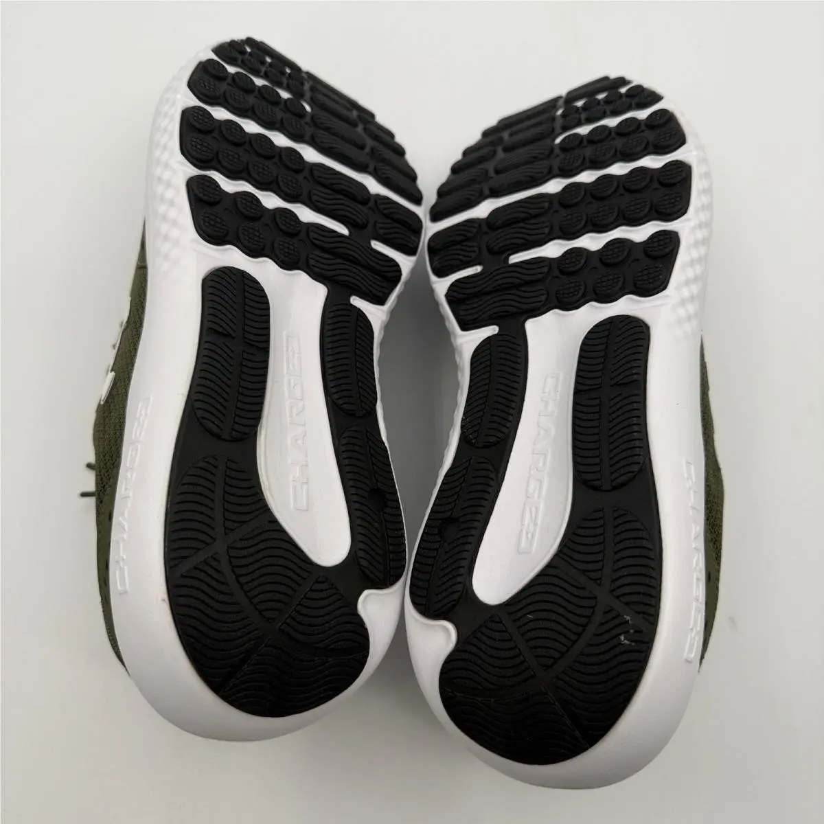 Under Armour shoes - Charged Surge 4 - Charged Surge - Green 4