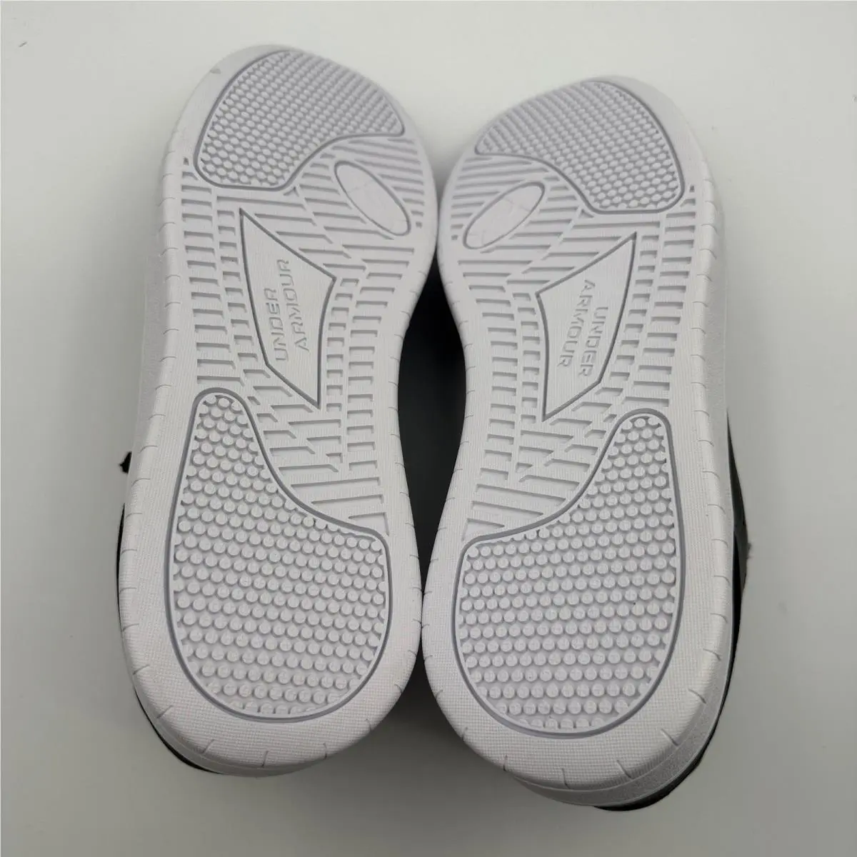 Under Armour shoes - UA Tempo - Tempo - Black 4