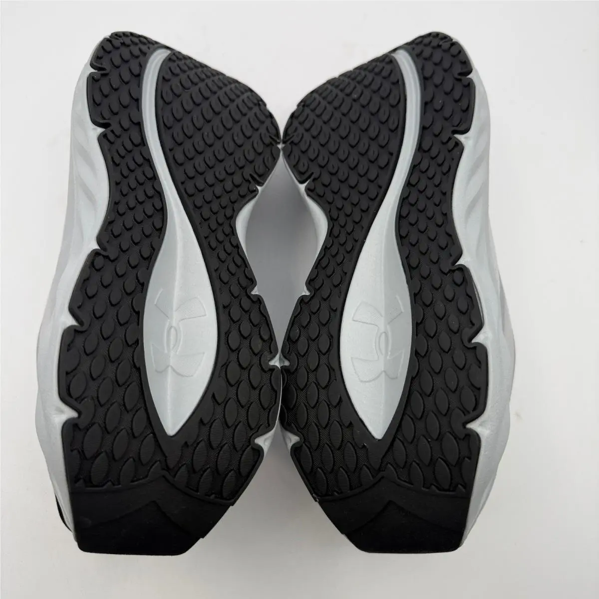 Under Armour shoes - UA Ascend - Ascend - Gray 4