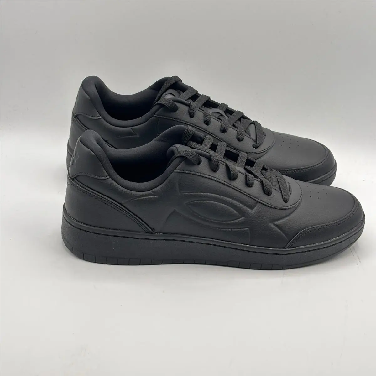 Under Armour UA Tempo Shoes Mens Size 11.5 Black Black Athletic 6005795-002
