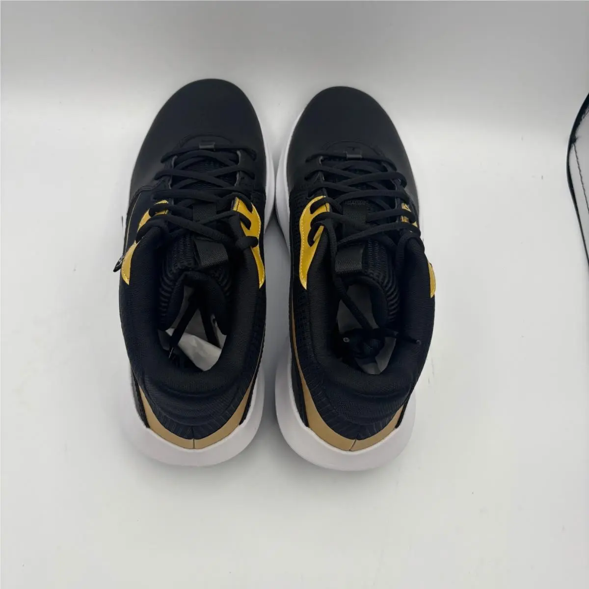 Under Armour shoes - UA Lockdown 7 - Lockdown - Black 3