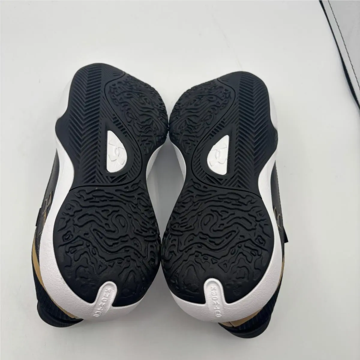 Under Armour shoes - UA Lockdown 7 - Lockdown - Black 4