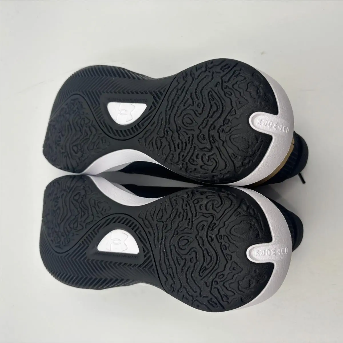 Under Armour shoes - Lockdown 7 - Lockdown - Black 4