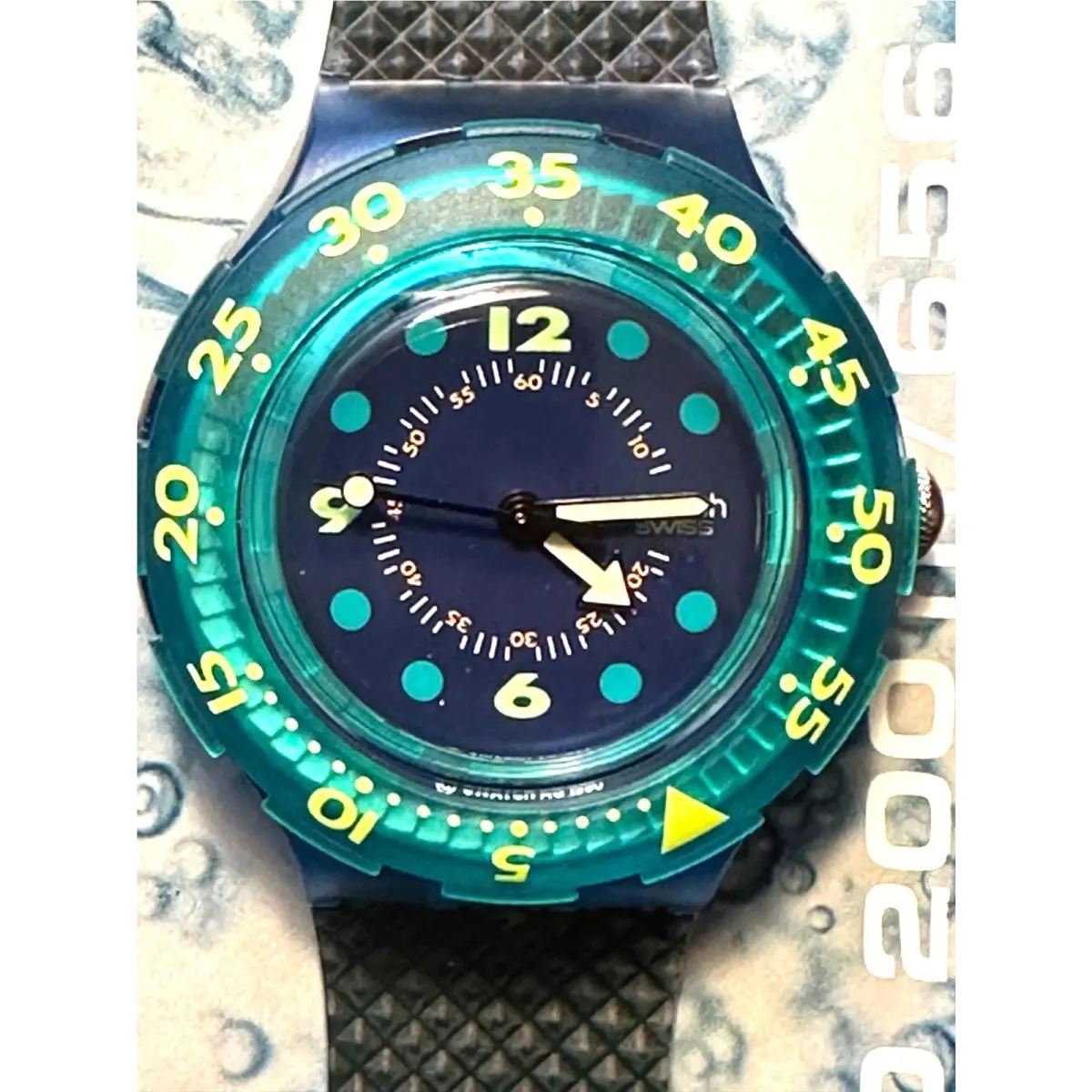 Swiss Swatch Scuba 200 Sdn 100 Blue Moon
