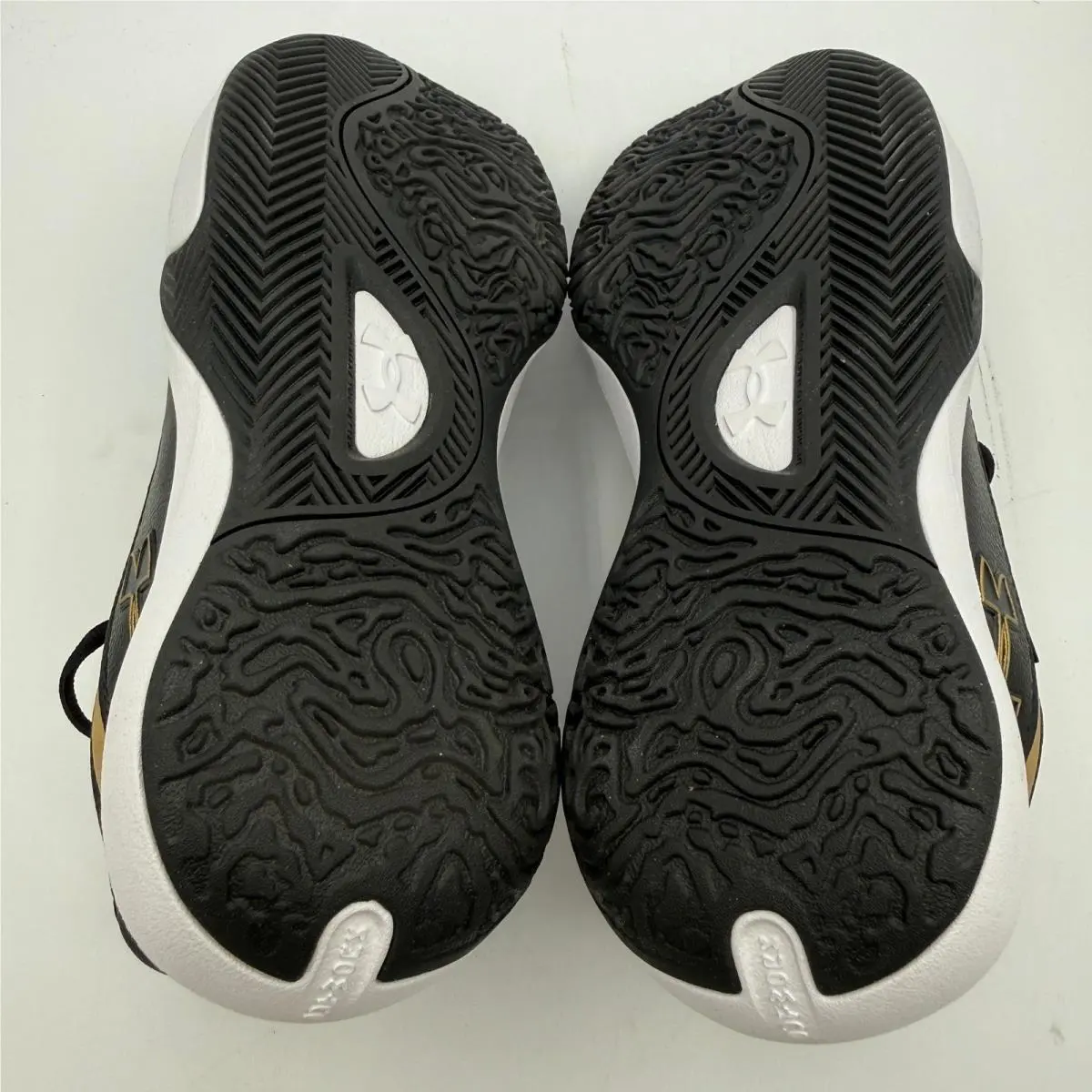 Under Armour shoes - UA Lockdown 7 - Lockdown - Black 3