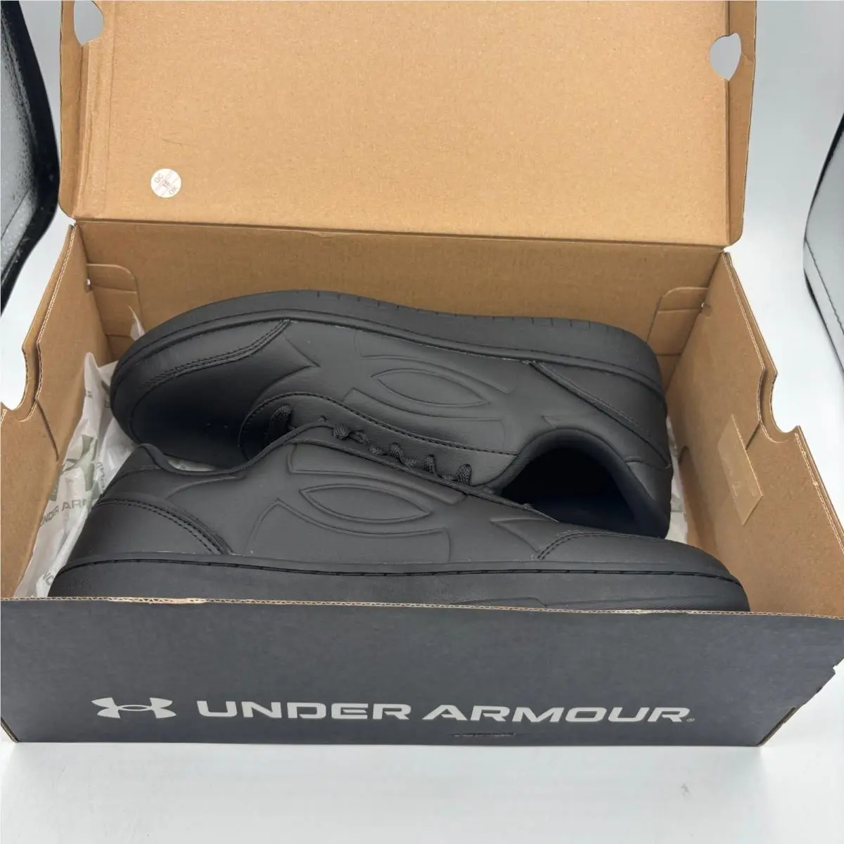 Under Armour shoes - UA Tempo - Tempo - Black 5