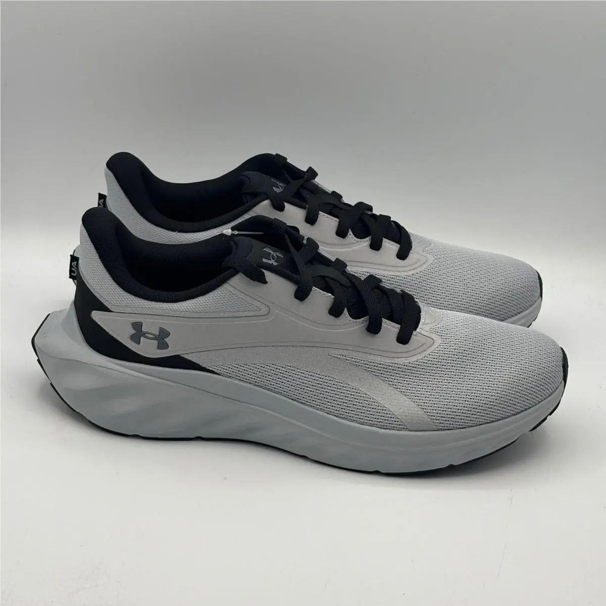 Under Armour UA Ascend Shoes Mens Size 12 Grey Black Running 3027607-001