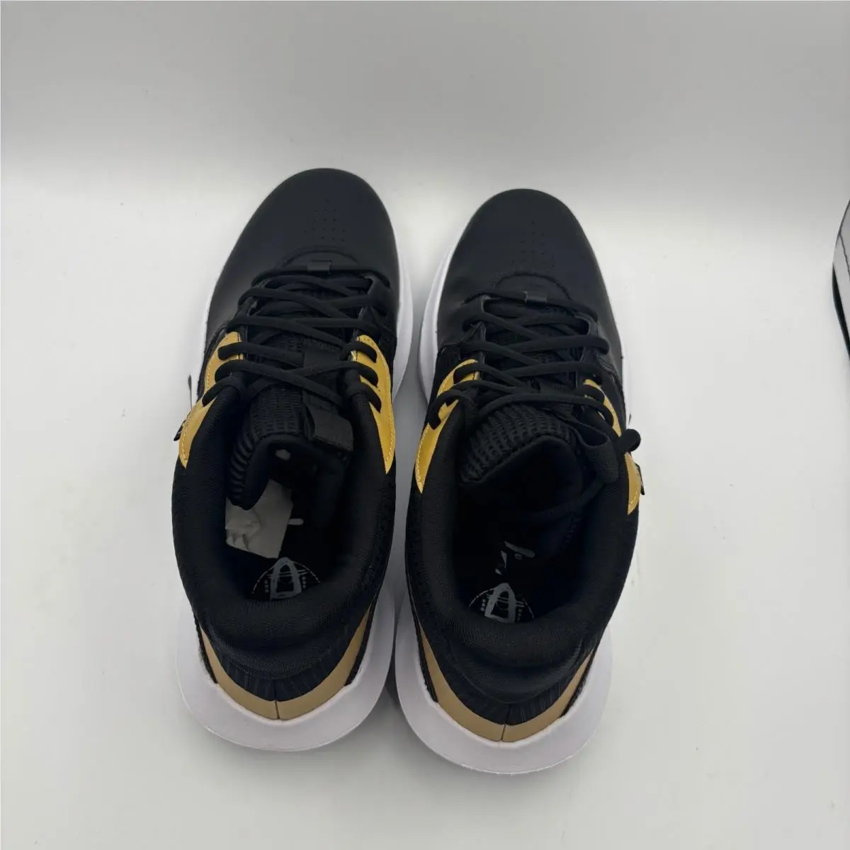 Under Armour shoes - UA Lockdown 7 - Lockdown - Black 3
