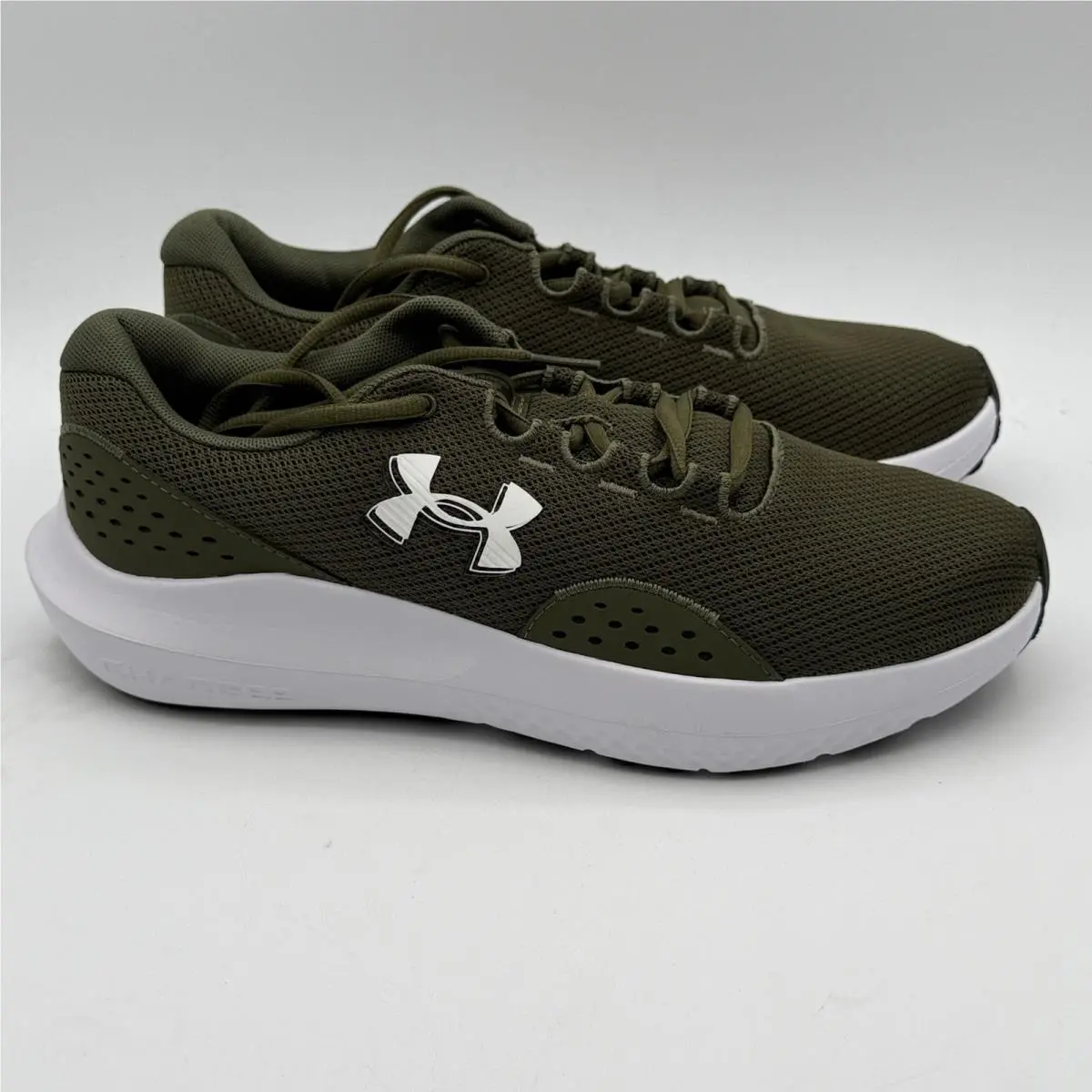 Under Armour Charged Surge 4 Shoes Men Size 10 Green Running 3027000-301