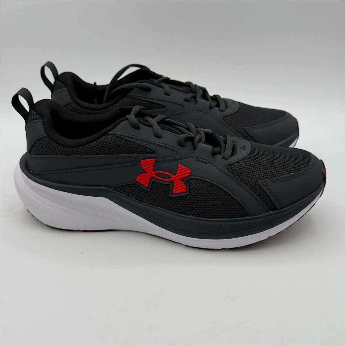Under Armour UA Assert 11 Shoes Mens Size 8.5 Black Red Running 3027810-001