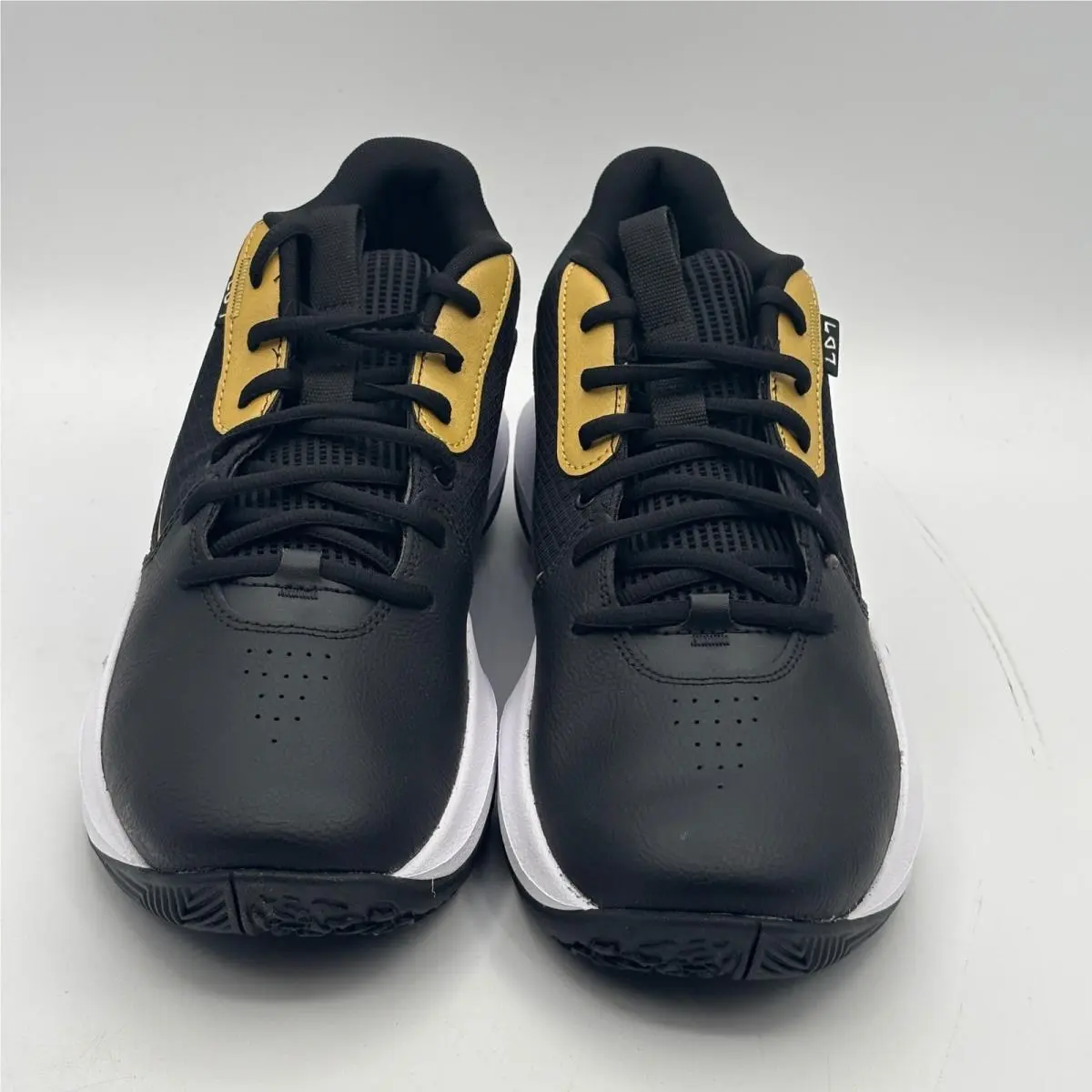 Under Armour shoes - UA Lockdown 7 - Lockdown - Black 2