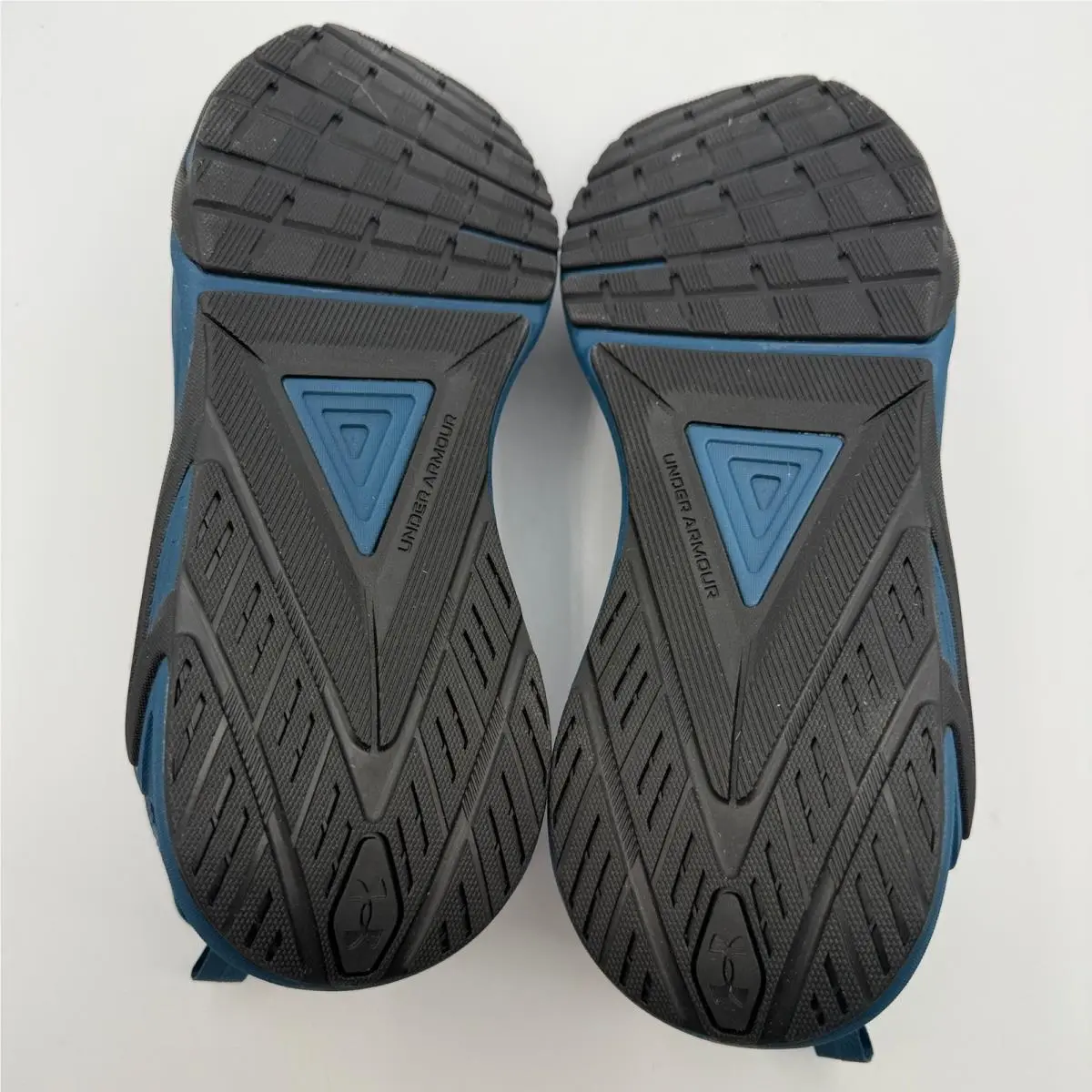 Under Armour shoes - UA Charged Commit TR 5 - Blue 4