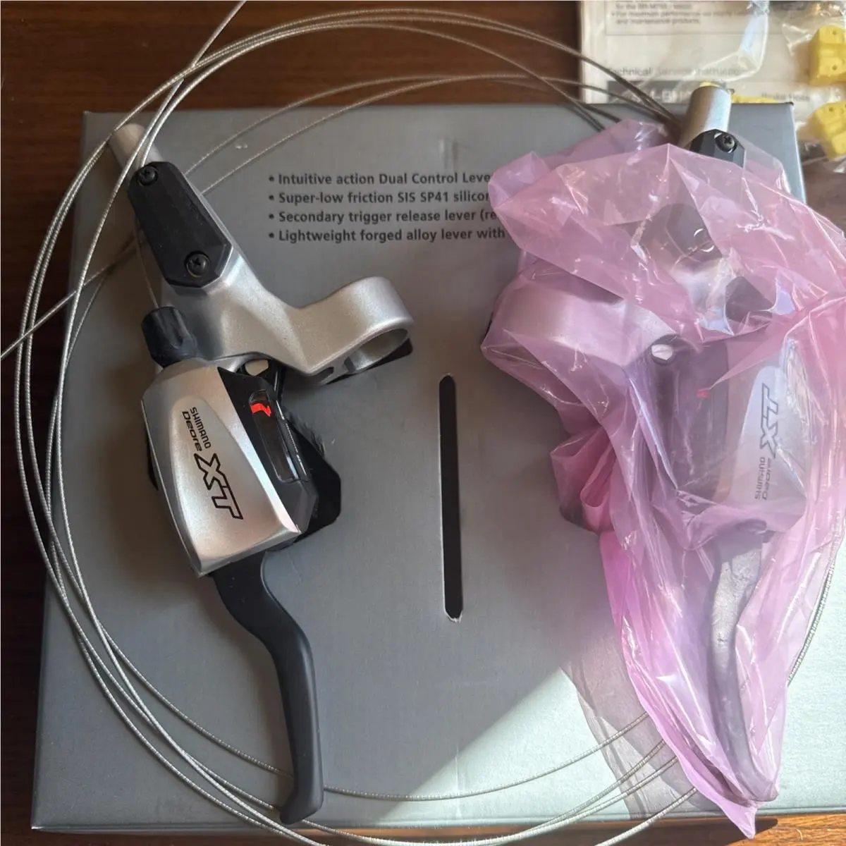 Nos Shimano XT ST-M765 3x9 Dual Control Hydraulic Brake Shifter Set